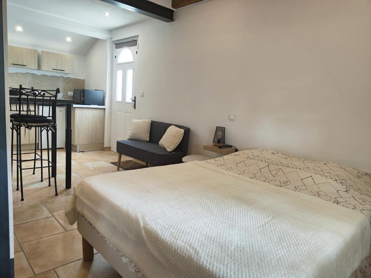 Studio Au Calme Avec Piscine Et Toutes Les Commodites Necessaires Ле-Тор Экстерьер фото